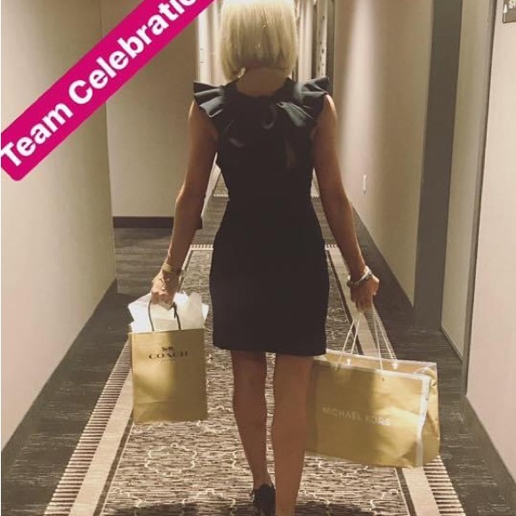 Classy black cocktail dress - Picture 2 of 5